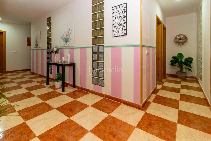 Foto db7833ed-a6f0-42d0-a929-6bbe8ea840f8. Casa  en la banasta en Maria Auxiliadora - Barriada de Llera Badajoz