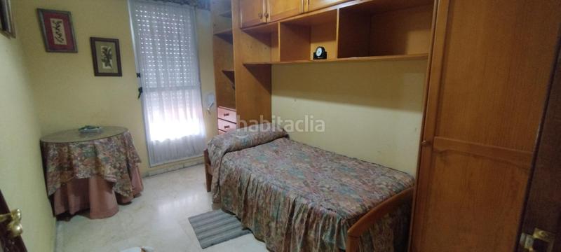 Foto 751c988a-3bad-4fa4-bcde-ec1d6919b841. Alquiler piso  disponible, estudiantes 202526 en Badajoz