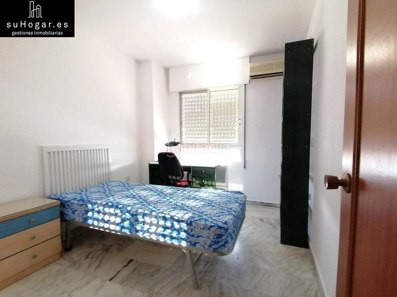 Foto c8466efe-88d9-4747-9c2a-10bbf7c2f842. Alquiler piso alquiler estudiantes 2526 en Valdepasillas - La Paz - Huerta Rosales Badajoz