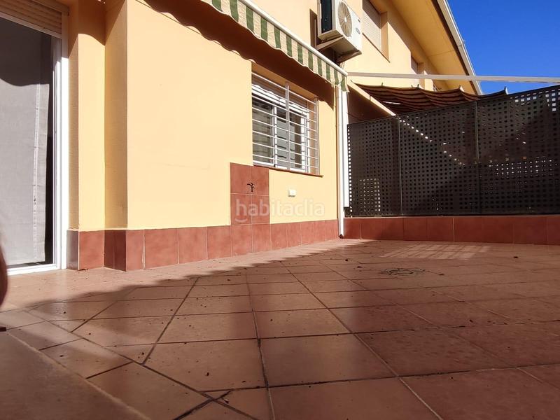 Foto 32d0547b-9974-4df5-9f6b-1e7c2412d15b. Reihenhaus mit heizung parking pool in Avenida Elvas Badajoz