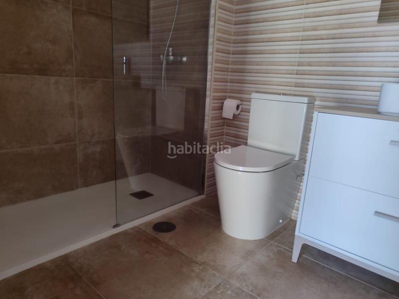 Foto 46eab266-7e1a-4f79-8bb9-4044e0a26770. Reihenhaus mit heizung parking pool in Avenida Elvas Badajoz