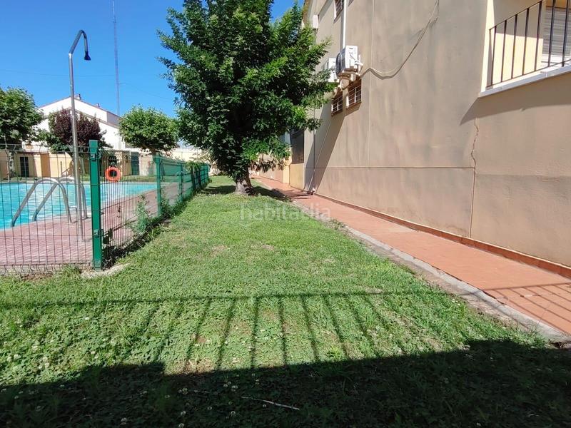 Foto bc680900-33e2-4818-b436-a646add7c347. Reihenhaus mit heizung parking pool in Avenida Elvas Badajoz