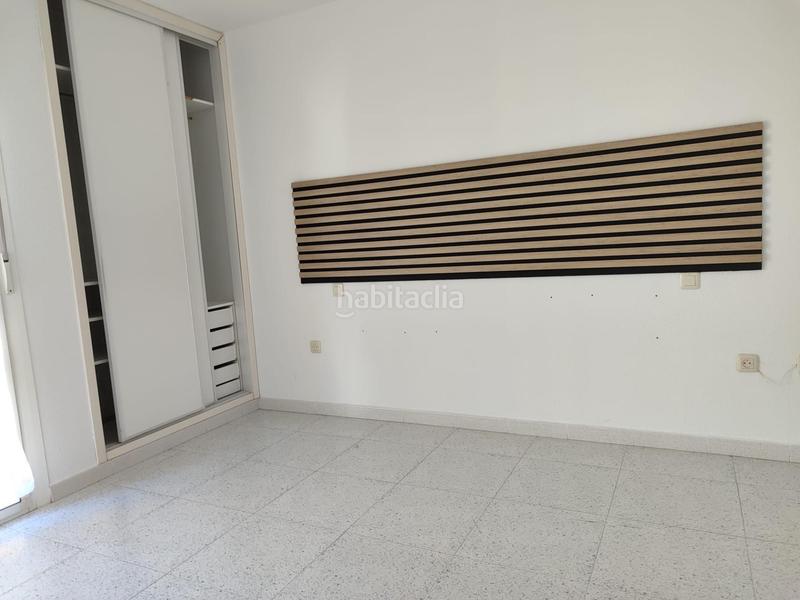 Foto bd39f014-8506-4ac0-9ec2-8d62a9e38ef0. Reihenhaus mit heizung parking pool in Avenida Elvas Badajoz