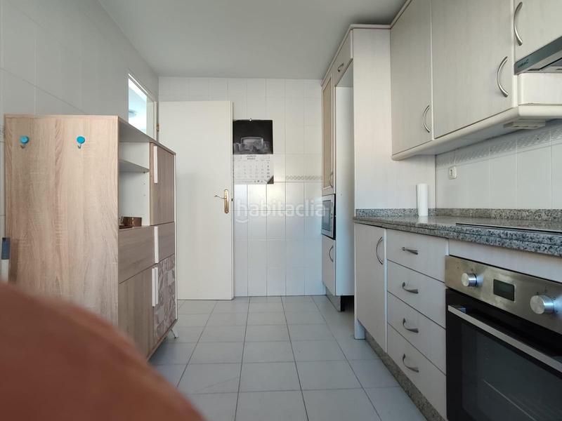 Foto fd8e1095-9bb3-4946-a6cd-fd29c69e3230. Reihenhaus mit heizung parking pool in Avenida Elvas Badajoz