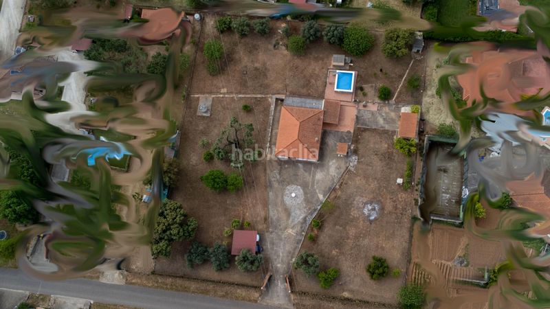 Foto 3ee6c288-fae6-40b1-93ad-fe6417d0dd12. Casa a avenida avenida campomanes 37 a Dehesilla de Calamón - Campomanes Badajoz