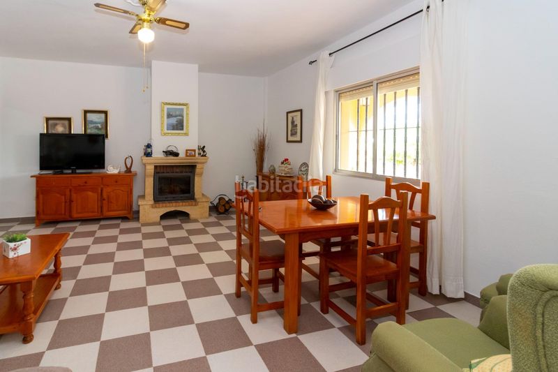 Foto 6936a82f-ce98-49a0-b92b-2710c2d9b312. Casa a avenida avenida campomanes 37 a Dehesilla de Calamón - Campomanes Badajoz