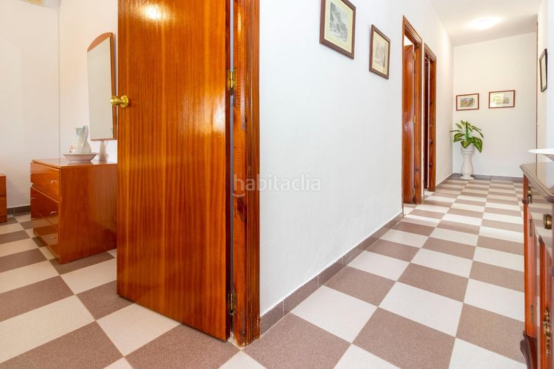 Foto c6cdd47d-ddbc-403a-8244-0c714b2ec949. Casa a avenida avenida campomanes 37 a Dehesilla de Calamón - Campomanes Badajoz