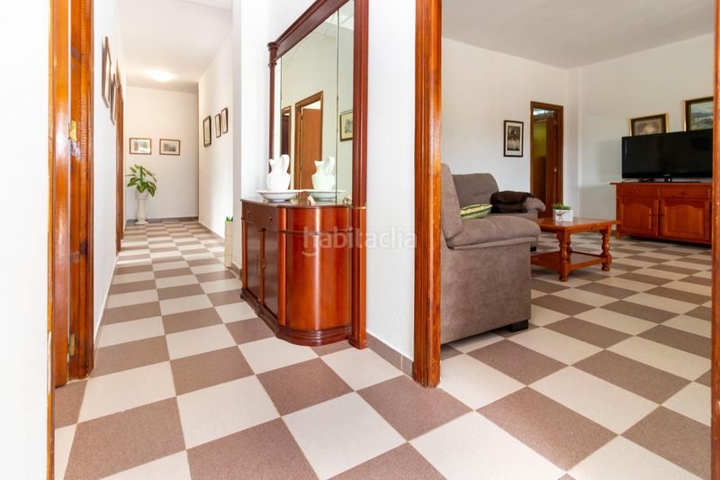 Foto c8d3126b-33cb-474c-94e6-3a1c34647100. Casa a avenida avenida campomanes 37 a Dehesilla de Calamón - Campomanes Badajoz