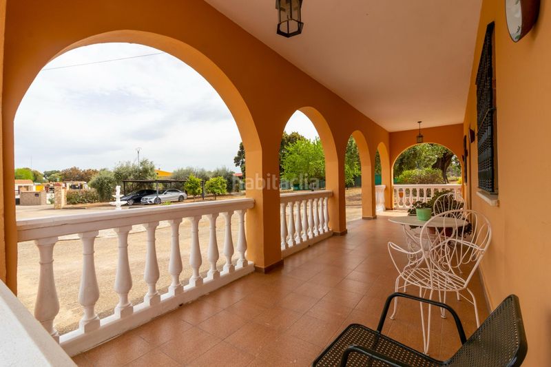 Foto f06c57ac-fe3b-4a1d-a481-1fe493409aee. Casa a avenida avenida campomanes 37 a Dehesilla de Calamón - Campomanes Badajoz