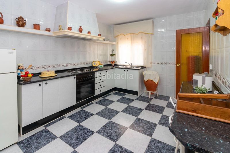 Foto f11e3408-7041-4b46-b7b7-7713aecd3cd5. Casa a avenida avenida campomanes 37 a Dehesilla de Calamón - Campomanes Badajoz