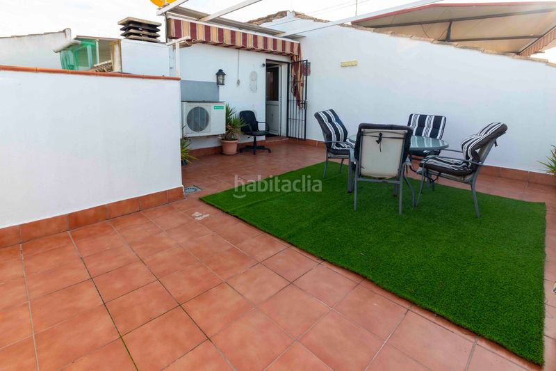 Foto 5c3a1b85-0ccb-4559-86ac-7718b7747984. Casa amb aparcament a Carretera de Sevilla - Los Montitos Badajoz