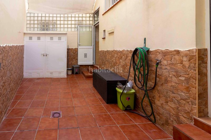 Foto 9f0ea689-b71e-40e2-9161-da2dcc901cde. Casa amb aparcament a Carretera de Sevilla - Los Montitos Badajoz