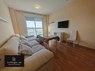Miete Etagenwohnung in La Estación. Espectaculares vistas al guadiana, terraza privada, garaje y tra