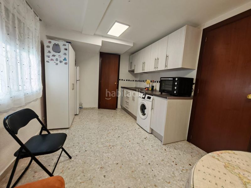 Foto d7209551-a76d-4a1e-84ba-0552ff98fd78. Oficina un espacio diferente, con muchas posibilidades en Badajoz