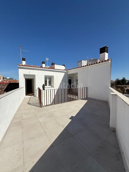 Foto 27b0161e-2e03-4c7e-8a34-66722ab2c900. Apartamento ático de 1 dormitorio totalmente reformado en Badajoz