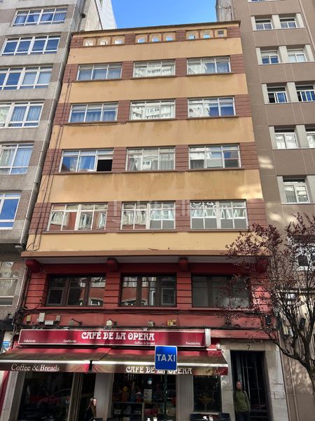 Foto f49aeddd-1914-4e1e-bfc4-219bcbd3c6d4. Local comercial en avenida de arteixo 7 venta entreplanta avda arteixo esquina juan florez en Coruña (A)