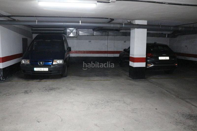 Foto 7c606509-796c-407d-ae9d-fc80e0234245. Parking coche en calle diderot 19 en Santa Catalina - Canteras Palmas de Gran Canaria (Las)