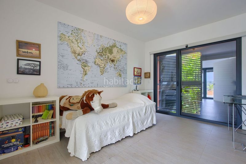 Foto 4da6d0c7-4193-4d10-955a-29ea4c23a6eb. Masía en calle de jaraicejo 1 en Trujillo