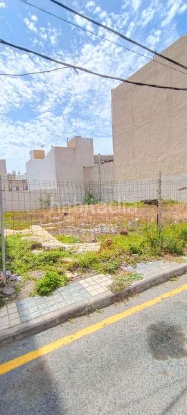Foto c04ab029-68e3-462c-8731-5e243a8b7b71. Wohngrundstück in calle zurbarán 8 in Carrizal Ingenio