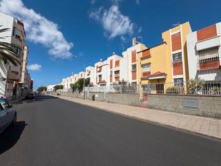 Casa adossada a Calle echegaray 145