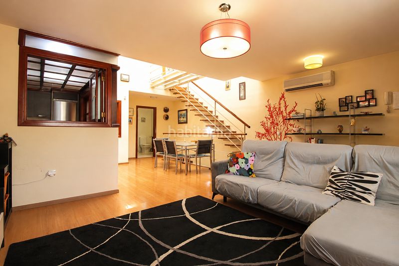 Foto a5e71016-37a9-4467-88c7-95f2d251353c. Casa adossada a calle garajonay 76 a Cruce de Arinaga Agüimes