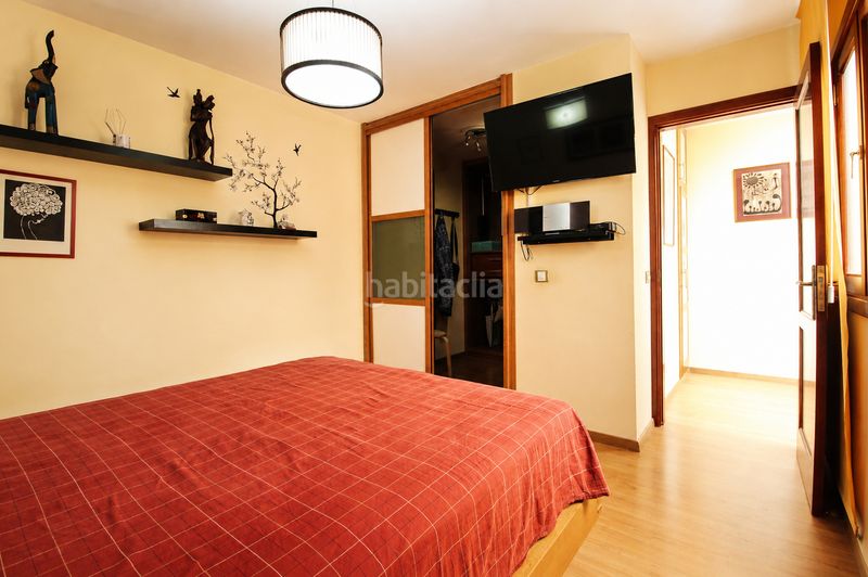 Foto c5a9e9e2-2cfa-4a6e-ba46-238480ff0dce. Casa adossada a calle garajonay 76 a Cruce de Arinaga Agüimes