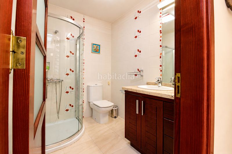 Foto fbba2bdc-848c-4e6b-8b03-6dbd2edf5b06. Casa adossada a calle garajonay 76 a Cruce de Arinaga Agüimes