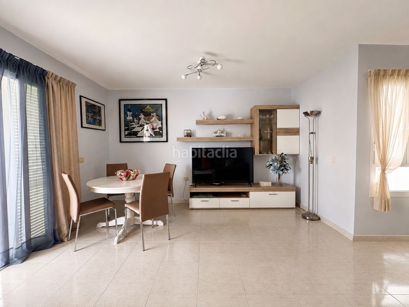 Foto 7bd4450d-a104-4f99-94a2-c61fff616525. Casa adossada a calle panamá 8 a costa Teguise Teguise
