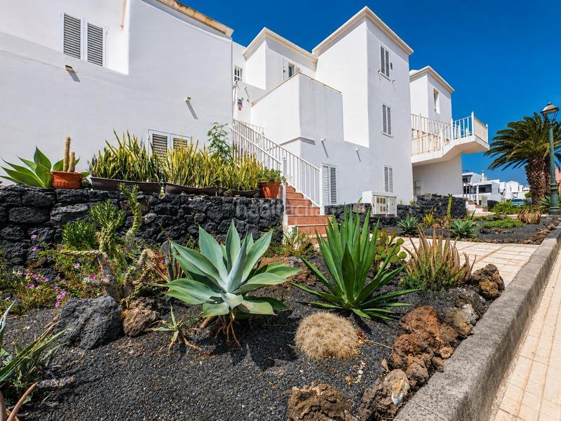 Foto d4736528-8999-4481-8b56-f9dc2a229abe. Dúplex en costa Teguise Teguise