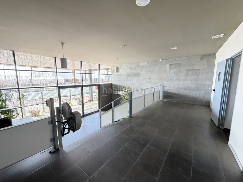 Foto a8a3e0f3-6461-4135-836f-12ad9048c48e. Affitto ufficio in calle albareda 40 in Santa Catalina - Canteras Palmas de Gran Canaria (Las)