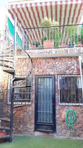 Foto 8aa76d90-4d39-4b1d-853b-251511e44783. Casa amb calefacció aparcament piscina a Valdepeñas