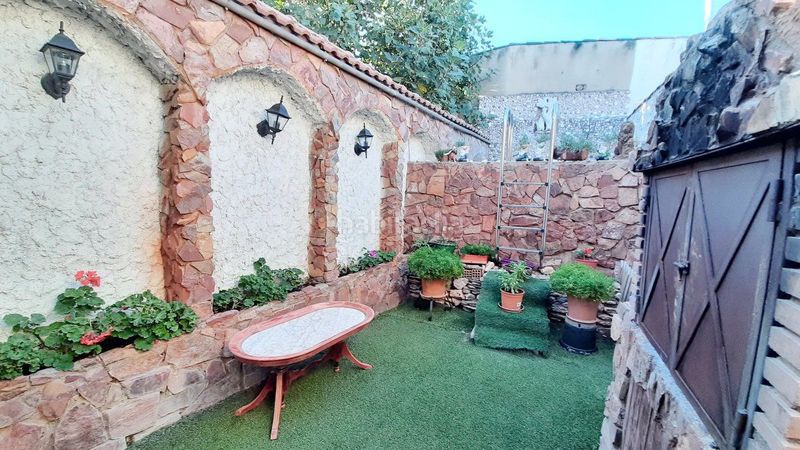 Foto a42f0509-7ff2-4b92-8272-eb61daf96352. Casa amb calefacció aparcament piscina a Valdepeñas