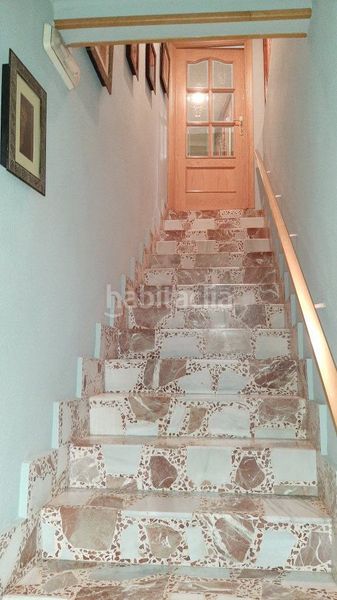 Foto d8fb9bbd-35cc-4310-b628-33093195f17c. Casa amb calefacció aparcament piscina a Valdepeñas