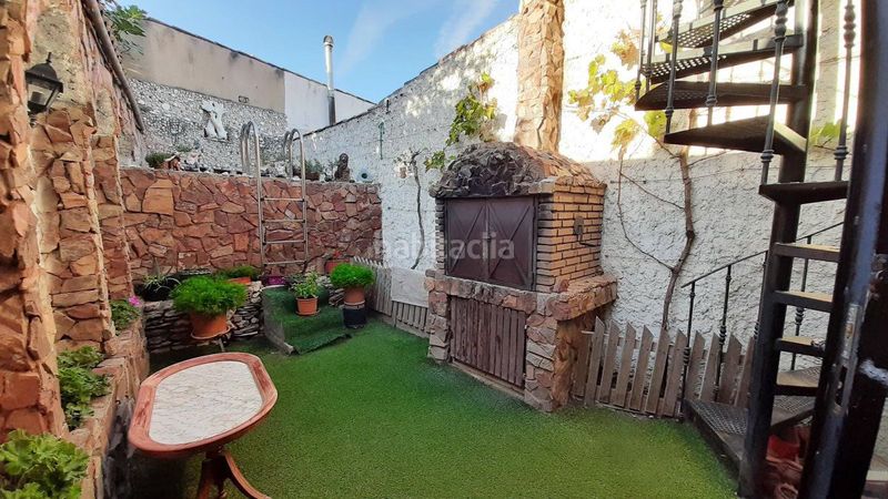 Foto e3578d0b-8529-43a4-8e33-562e08f5ef64. Casa amb calefacció aparcament piscina a Valdepeñas