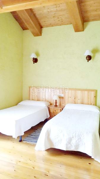 Foto 5ce7cc4f-e549-4495-b12f-4e954123beb3. Masía casa rural en venta en poo, 8 dormitorios. en Cabrales