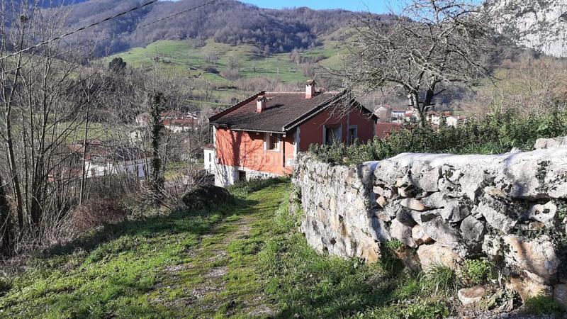 Foto c9bd57bf-f6e0-4811-a603-90ae18da6d93. Masía casa rural en venta en poo, 8 dormitorios. en Cabrales