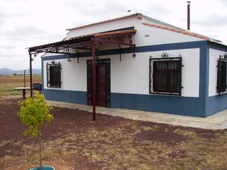 Chalet en Valdepeñas. Chalet en venta en carretera daimiel, 3 dormitorios.