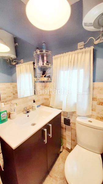 Foto 2a183051-2d37-4bc6-b9b3-8c3e486ecd96. Chalet  en venta en periferia, 3 dormitorios. en Valdepeñas