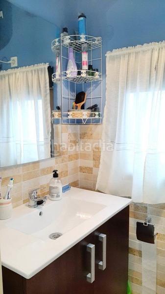 Foto 72f3b6dd-f0ce-418e-8142-a254fec73fea. Chalet  en venta en periferia, 3 dormitorios. en Valdepeñas