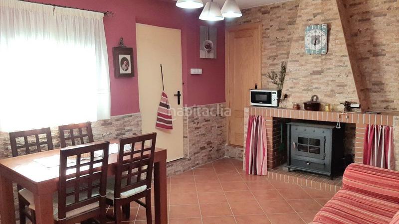 Foto 7afecf70-25cb-448f-9b40-011c2e53774a. Chalet  en venta en periferia, 3 dormitorios. en Valdepeñas