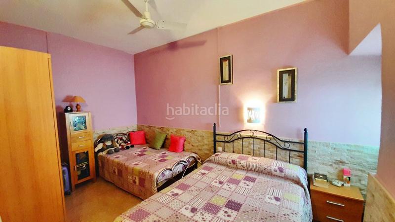 Foto ae8e65df-9c25-4086-ba1a-2c3fcd1e093d. Chalet  en venta en periferia, 3 dormitorios. en Valdepeñas