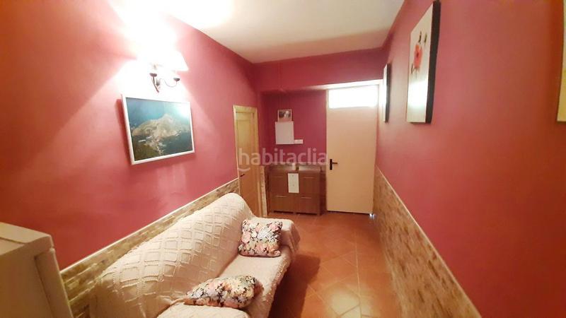 Foto d0d69fc5-6670-46de-8863-75f61458fc87. Chalet  en venta en periferia, 3 dormitorios. en Valdepeñas