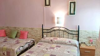 Xalet en Valdepe�as. Chalet en venta en periferia, 3 dormitorios.