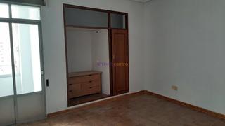 Piso en Valdepeñas. Piso en venta en centro, 3 dormitorios.