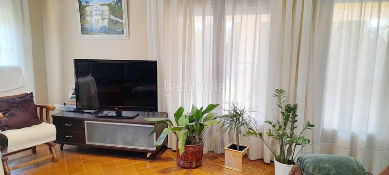 Foto 3ab33cc5-4bd2-438e-80fd-9df59ddaf065. Chalet  en venta en subcentro, 4 dormitorios. en Valdepeñas