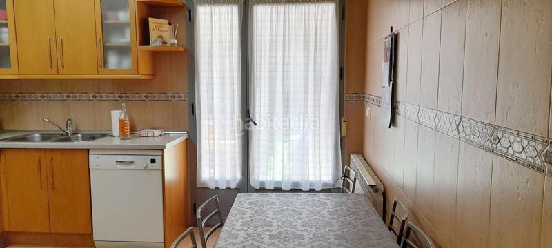 Foto 63f1c306-f975-47e3-ad94-d194485bc061. Chalet  en venta en subcentro, 4 dormitorios. en Valdepeñas