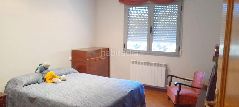 Foto 722df099-9b22-4fab-aea9-a1bc1cdab7fc. Chalet  en venta en subcentro, 4 dormitorios. en Valdepeñas