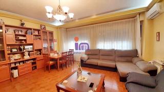 Casa en Valdepeñas. Casa en venta en jesús baeza, 5 dormitorios.