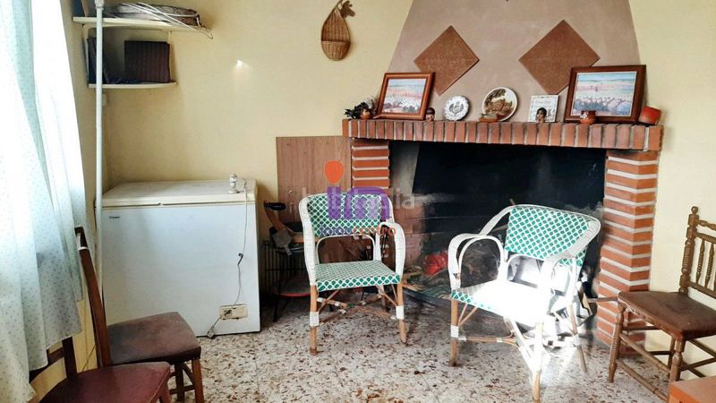 Foto db901c60-2a68-46dd-8f5c-eeeac59ff3df. Casa amb calefacció aparcament a Valdepeñas