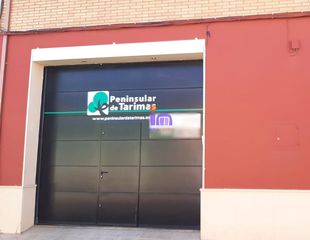 Fabrikhalle in Valdepeñas. Nave industrial en venta en subcentro.